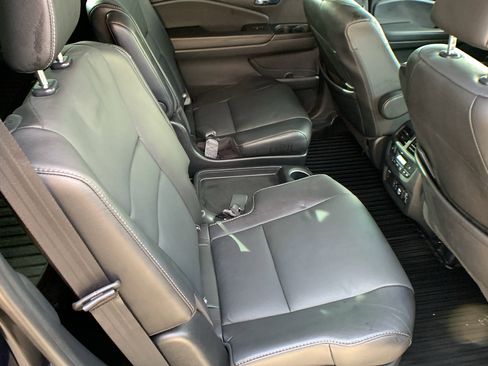 Used 2021 Honda Pilot Touring image 28