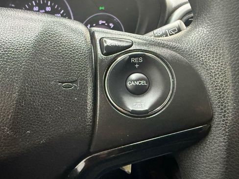 Used 2019 Honda HR-V LX image 13