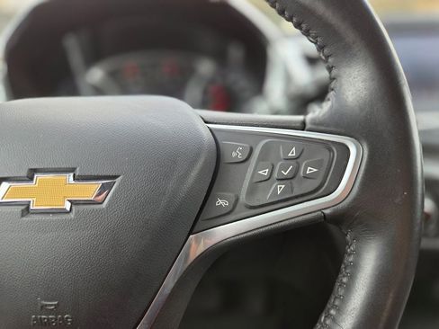 Used 2022 Chevrolet Equinox LT FWD image 19