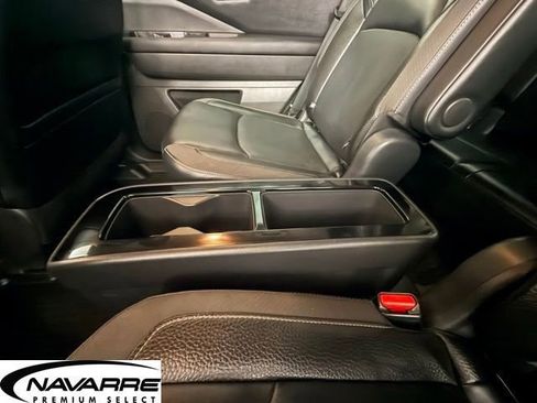 Used 2022 Nissan Pathfinder SL w/ SL Premium Package FWD image 33