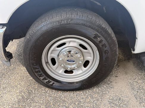 Used 2016 Ford F250 XL w/ Power Equipment Group RWD image 11
