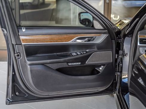 Used 2017 BMW 740i xDrive AWD/4WD image 54