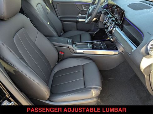 New 2026 Mercedes-Benz GLB 250 4MATIC image 19