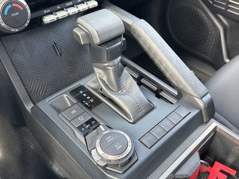 Used 2025 Toyota Tacoma SR5 AWD/4WD image 29