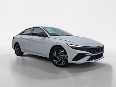 New 2025 Hyundai Elantra SEL