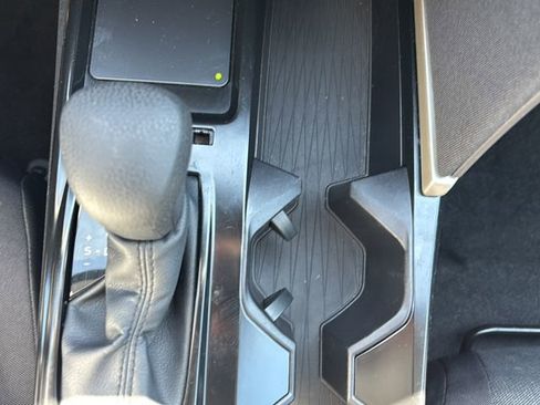 Used 2025 Toyota Camry LE image 29