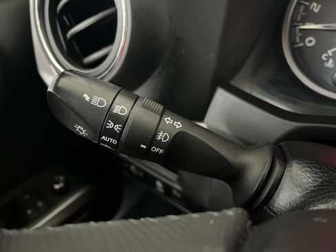 Used 2018 Toyota Tacoma Limited AWD/4WD image 61