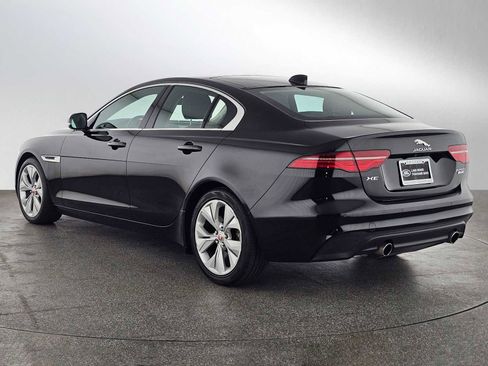 Used 2020 Jaguar XE S RWD image 3
