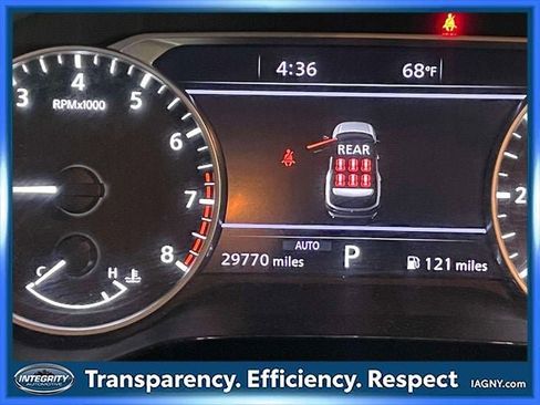 Used 2025 Nissan Pathfinder SL AWD/4WD image 27
