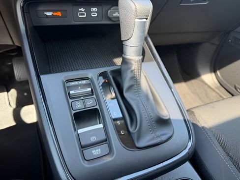 Used 2024 Honda CR-V EX image 19