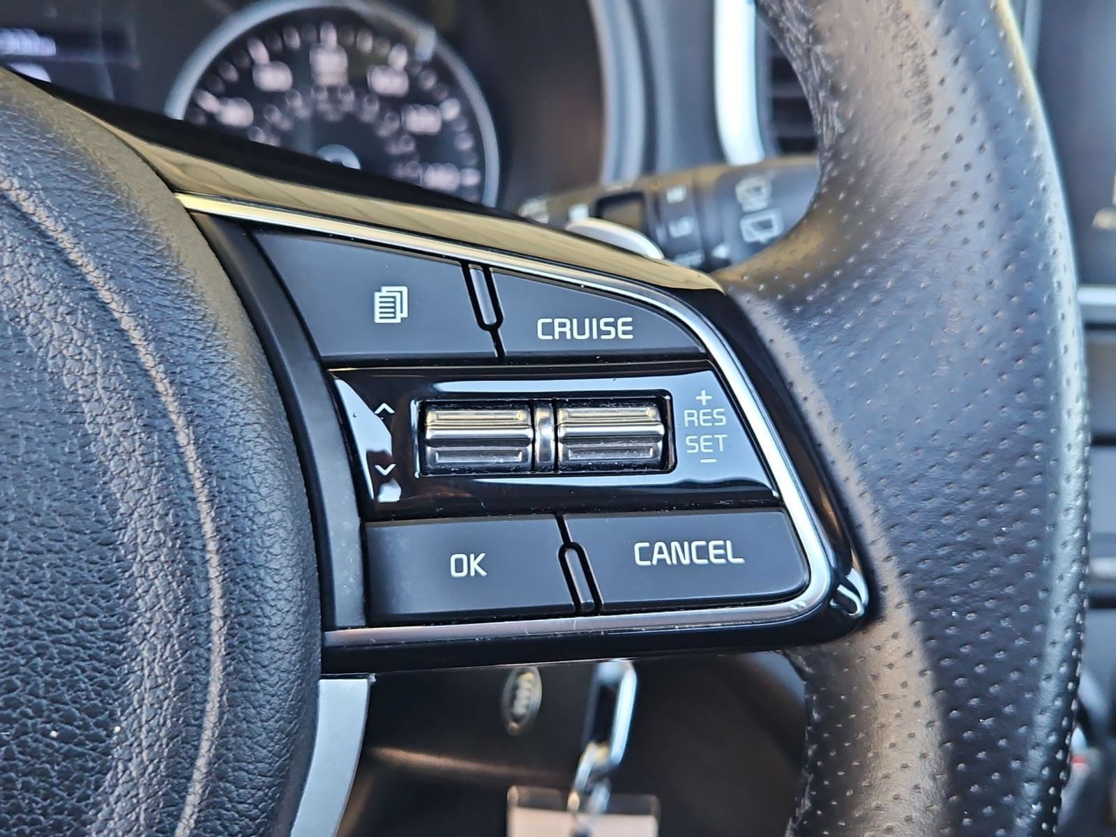 Used 2022 Kia Sportage Nightfall Edition FWD image 13