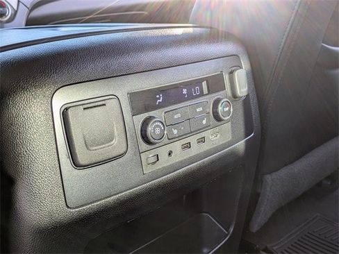 Used 2019 GMC Yukon Denali w/ Denali Ultimate Package image 19