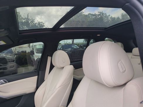 Used 2022 BMW X5 sDrive40i RWD image 23