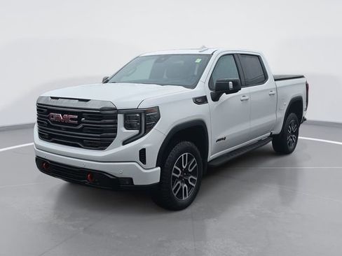 Used 2023 GMC Sierra 1500 AT4 w/ AT4 Premium Package image 9