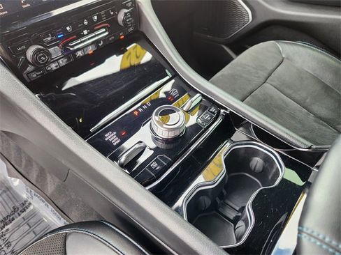 Used 2022 Jeep Grand Cherokee Trailhawk w/ Luxury Tech Group III image 26