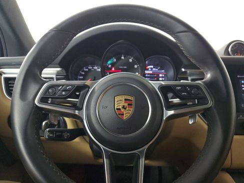 Used 2018 Porsche Macan image 13