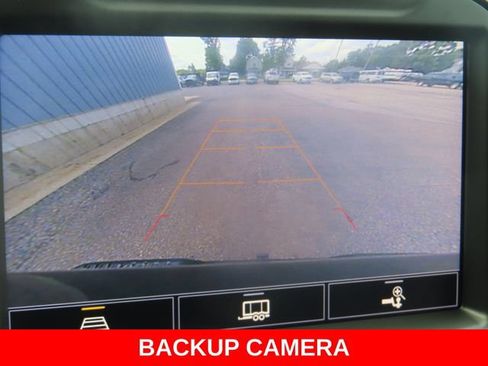 Used 2021 Chevrolet Silverado 1500 High Country w/ Safety Package II AWD/4WD image 5