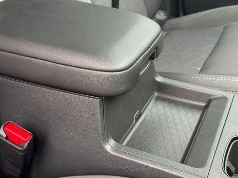 New 2026 Nissan Frontier SV w/ All-Weather Content Package image 17