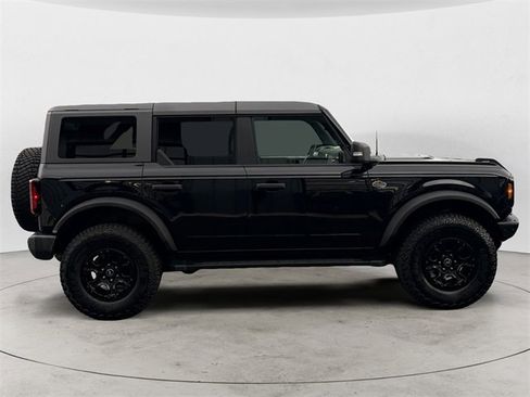 Used 2024 Ford Bronco Wildtrak image 8