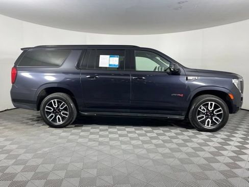 Used 2024 GMC Yukon XL AT4 w/ Technology Package AWD/4WD image 13