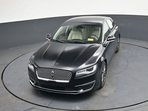 Used 2019 Lincoln MKZ Premiere image 28