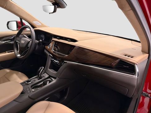 Used 2025 Cadillac XT6 Premium Luxury w/ Platinum Package AWD/4WD image 27