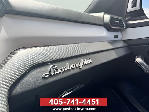 Used 2020 Lamborghini Urus AWD/4WD image 34