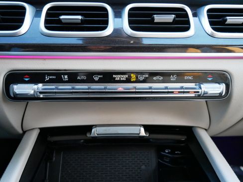 Used 2020 Mercedes-Benz GLE 350 4MATIC image 20