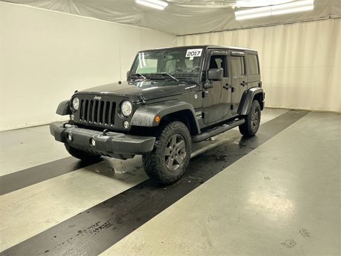 Certified 2017 Jeep Wrangler Unlimited Sport w/ Quick Order Package 23S image 5