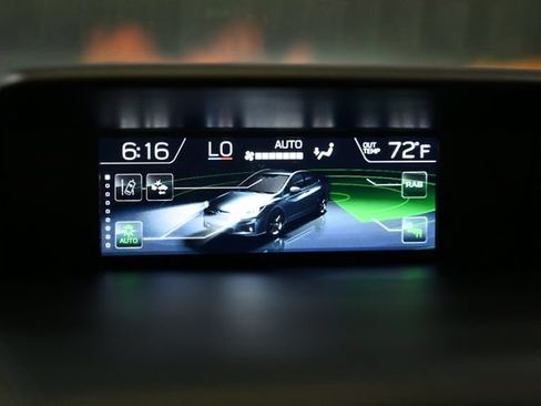 Used 2022 Subaru Crosstrek 2.5i Limited w/ Moonroof Package 2 AWD/4WD image 35