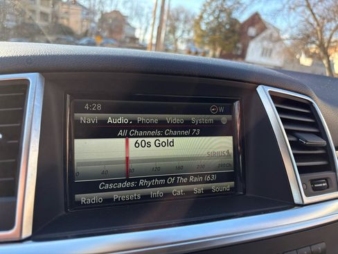 Used 2015 Mercedes-Benz ML 350 4MATIC image 33