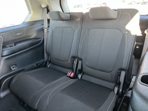 Used 2021 Jeep Grand Cherokee L Laredo w/ Luxury Tech Group I image 24