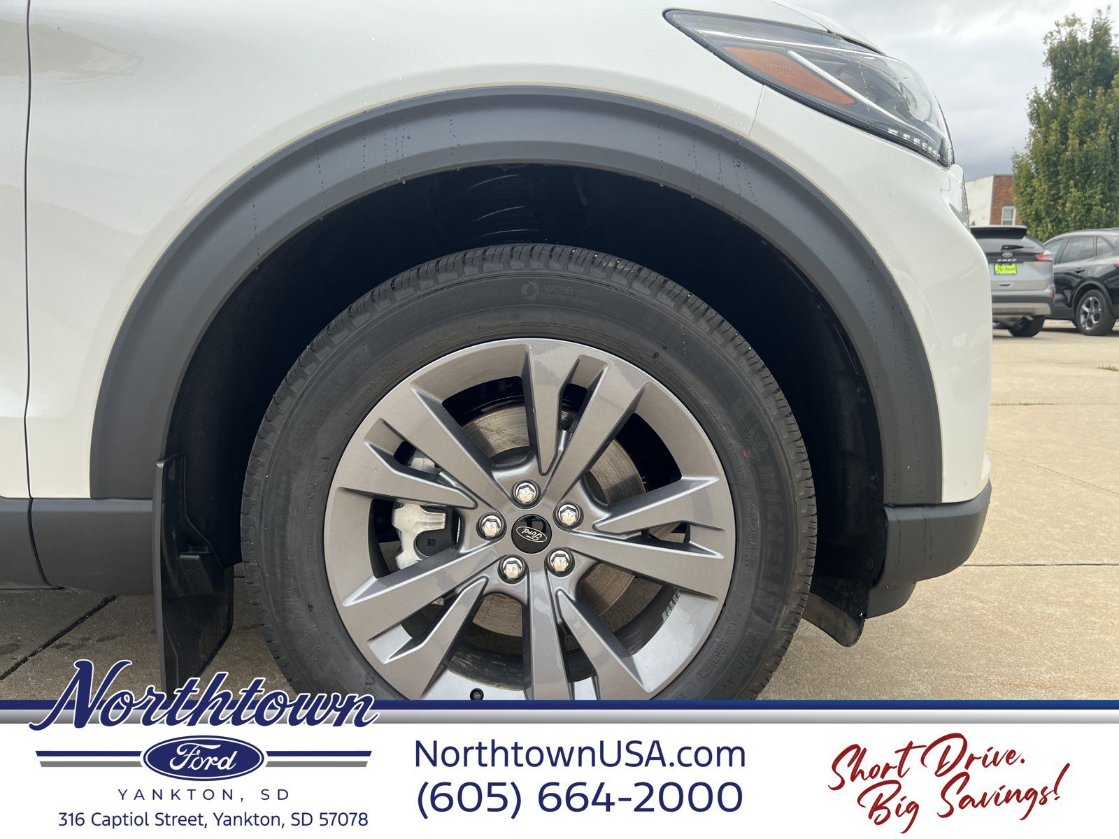 Used 2026 Ford Explorer Active w/ Active Comfort Package AWD/4WD image 10