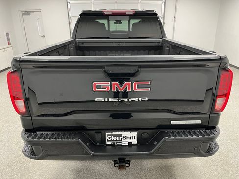Used 2024 GMC Sierra 1500 Elevation w/ Elevation Premium Package AWD/4WD image 9