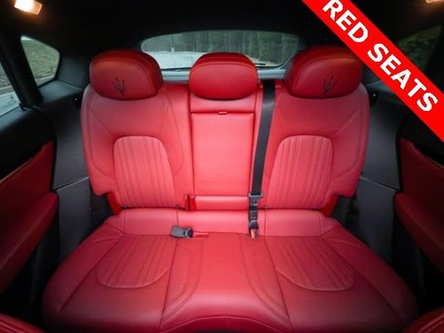 Used 2022 Maserati Levante GT image 37