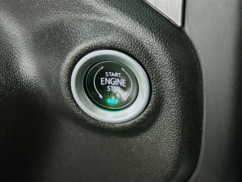 Used 2021 GMC Sierra 2500 Denali w/ Denali Ultimate Package image 19