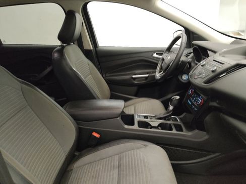 Used 2018 Ford Escape SE w/ SE Sport Appearance Package FWD image 21
