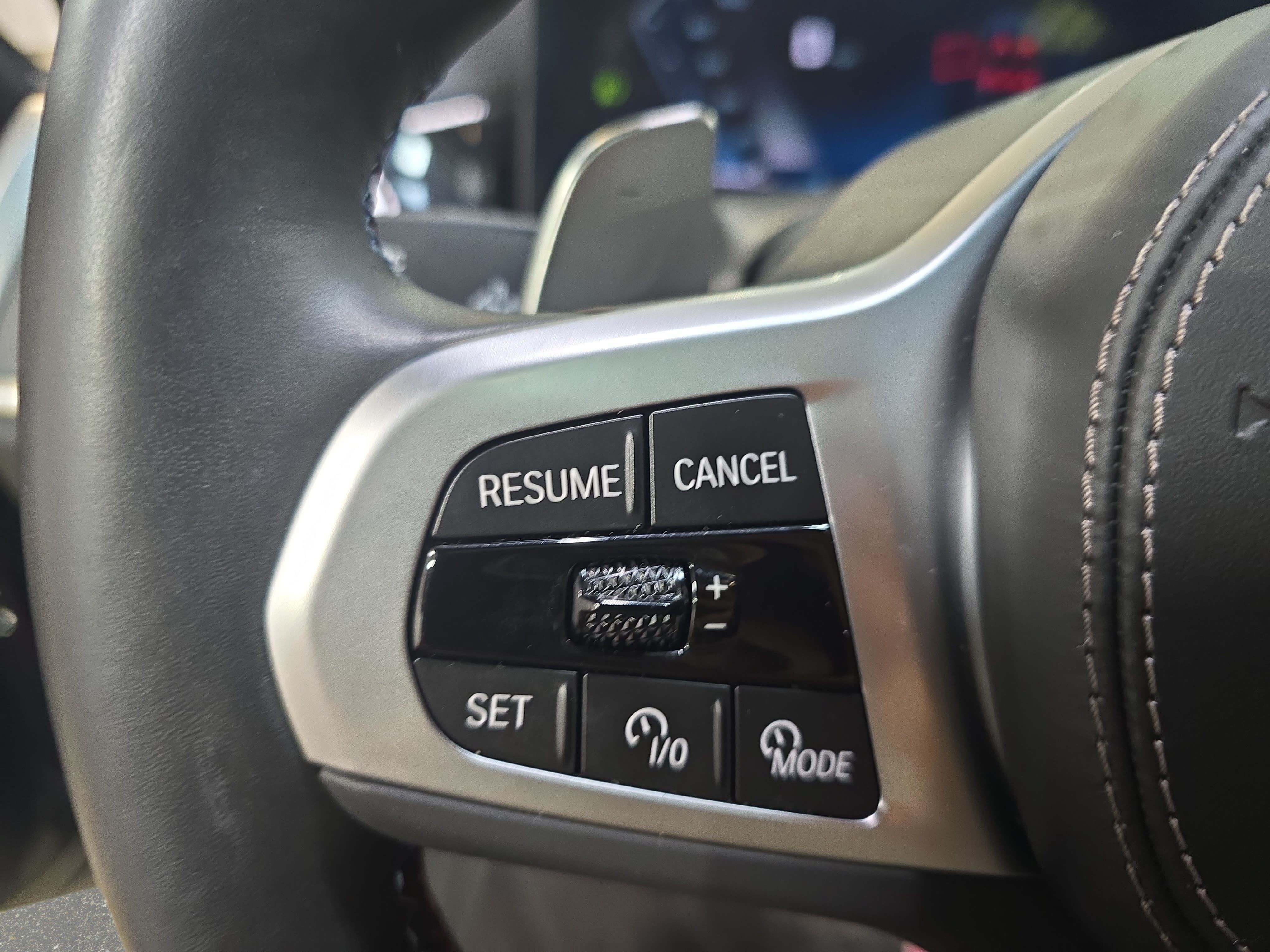 Used 2024 BMW X7 M60i w/ Climate Comfort Package AWD/4WD image 14