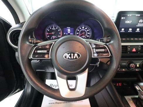 Used 2020 Kia Forte Sedan FWD image 17
