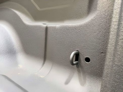 Used 2017 RAM 1500 Laramie AWD/4WD image 10
