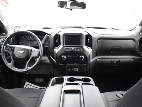 Certified 2022 Chevrolet Silverado 1500 Custom image 10