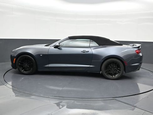 Used 2020 Chevrolet Camaro LT image 2