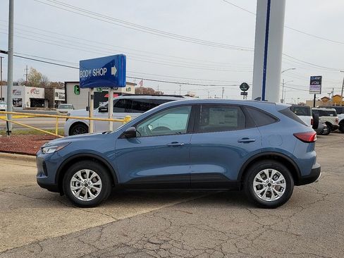 New 2026 Ford Escape Active FWD image 3