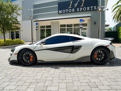 Used 2019 McLaren 600LT RWD image 14