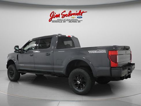 Used 2021 Ford F250 Lariat w/ Tremor Off-Road Package image 4