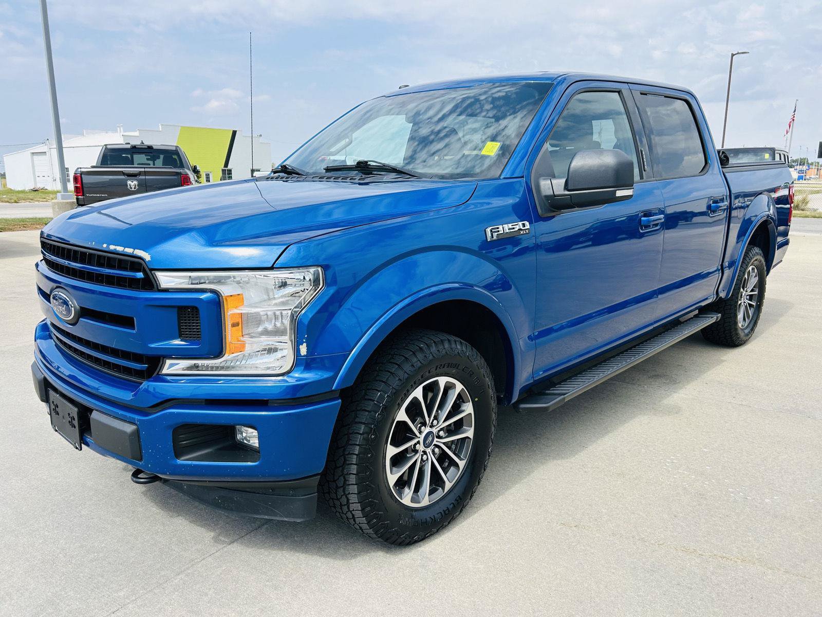 Used 2018 Ford F150 XLT w/ Equipment Group 302A Luxury AWD/4WD image 32
