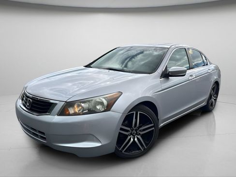Used 2010 Honda Accord EX image 11