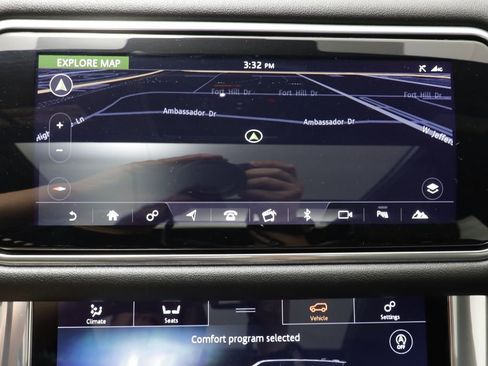 Used 2019 Land Rover Range Rover Sport HSE image 11