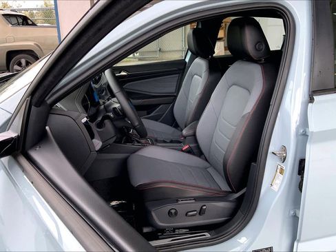 New 2026 Volkswagen Jetta GLI Autobahn image 9