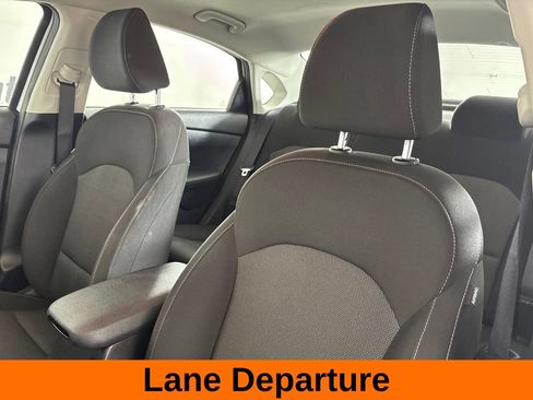 Used 2024 Kia Forte LXS FWD image 11